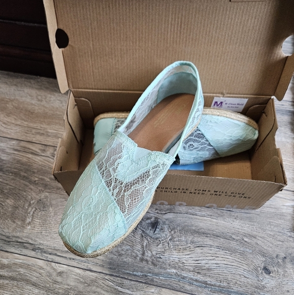 TOMS Women's Lace Slip-On Shoes - Mint Green - Picture 5 of 6